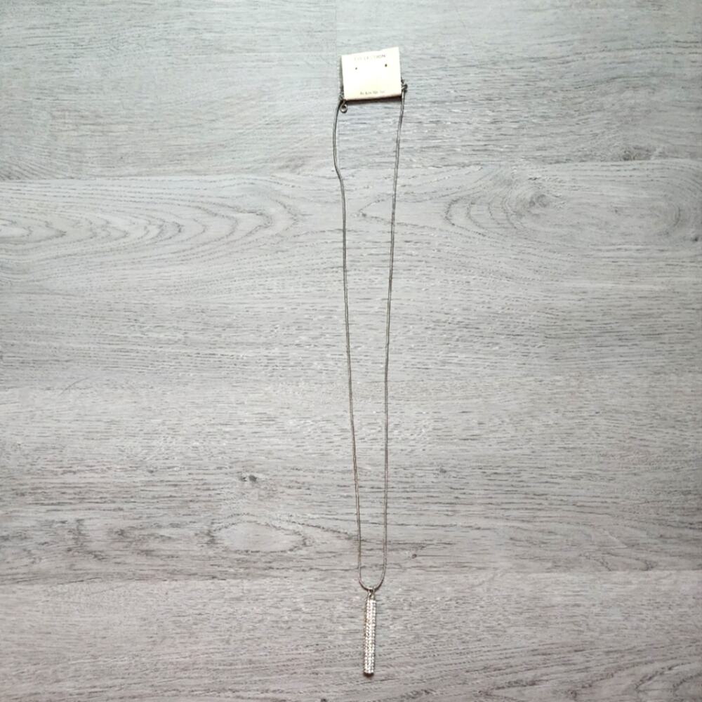 NWT Women's Jewelry Kim Min Sun Silver Embellished Cylinder Pendant Necklace